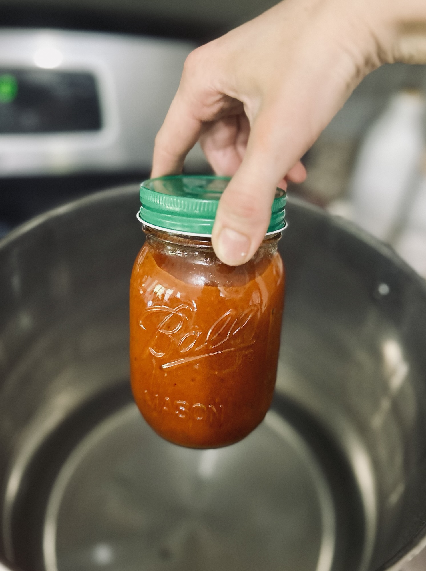 Easy Steps to Make and Can Homemade Tomato Sauce